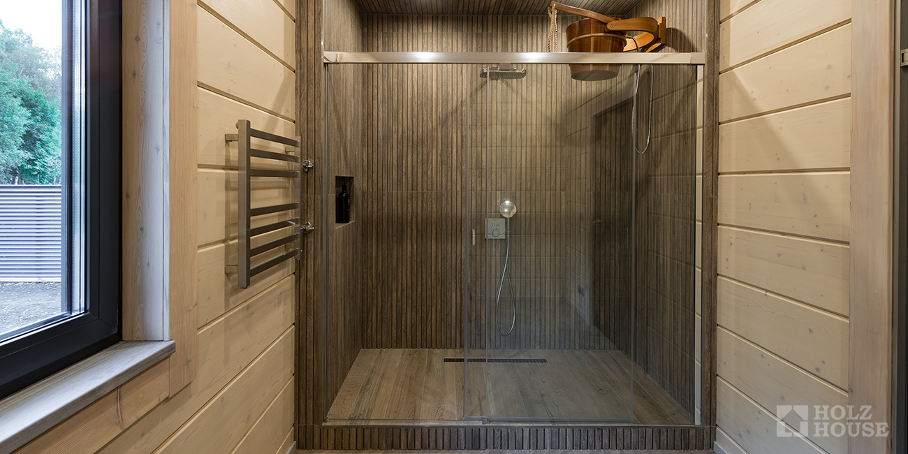 Внутренняя отделка бани из клееного бруса