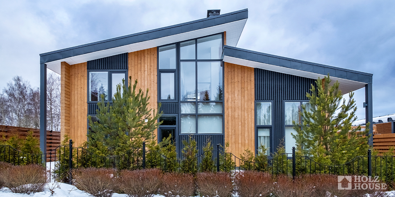 Что лучше – клееный брус или оцилиндрованное бревно