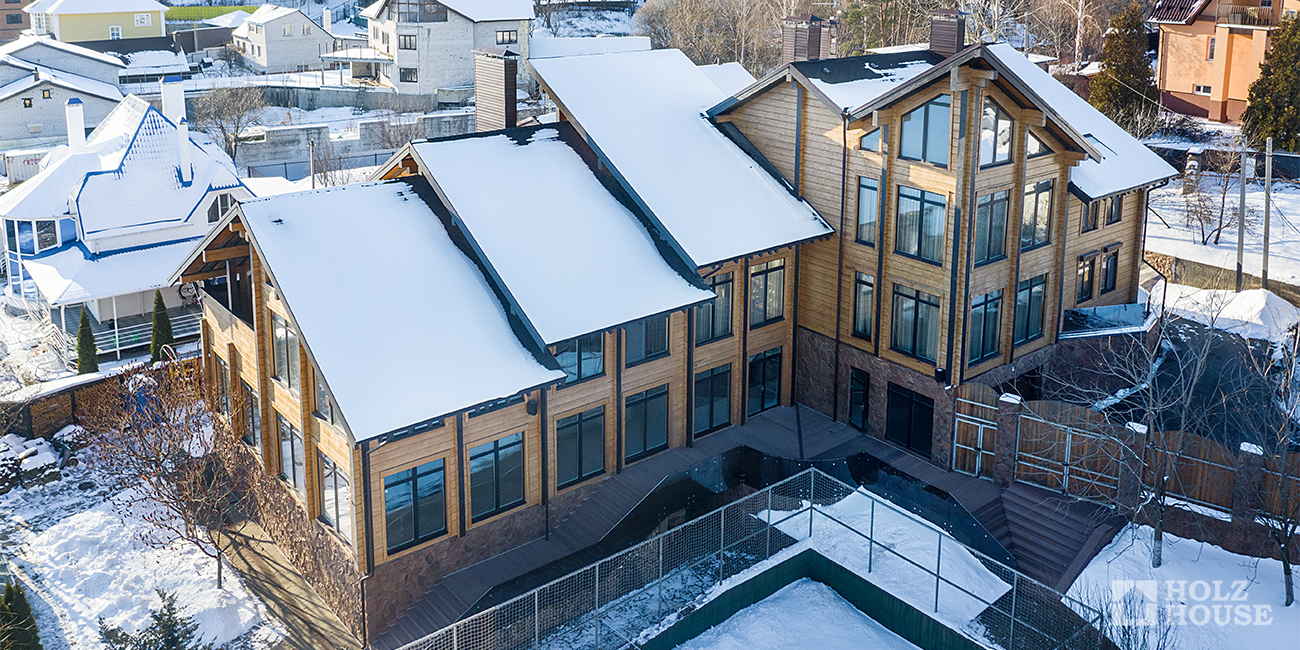 Как построить дом на склоне