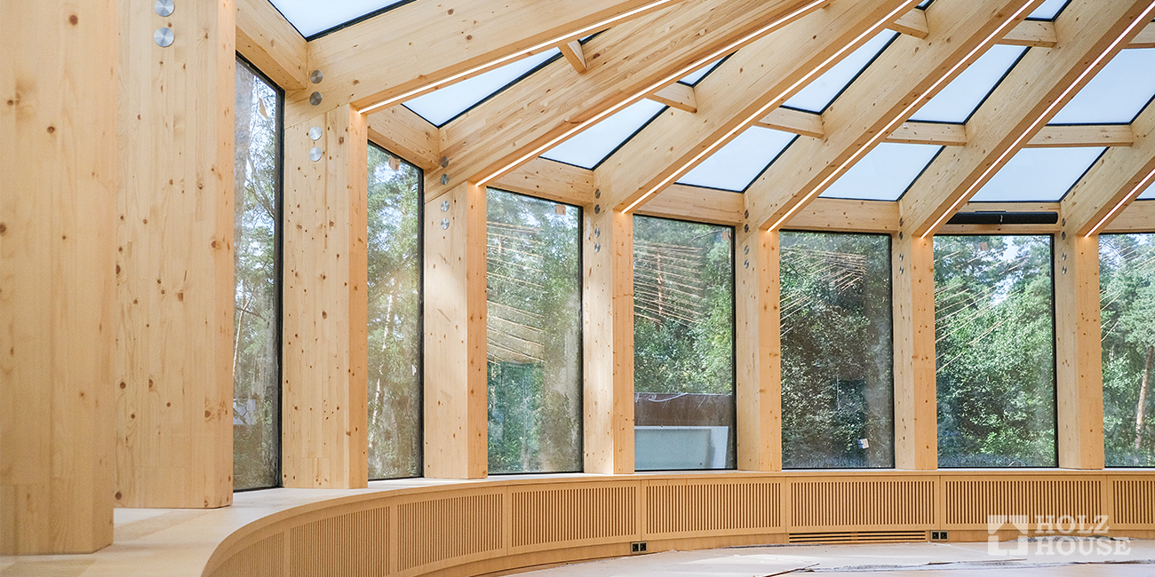 Стеклянная крыша в частном доме