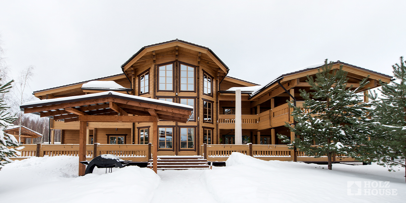 Зимние дома из клееного бруса: можно ли строить дом зимой