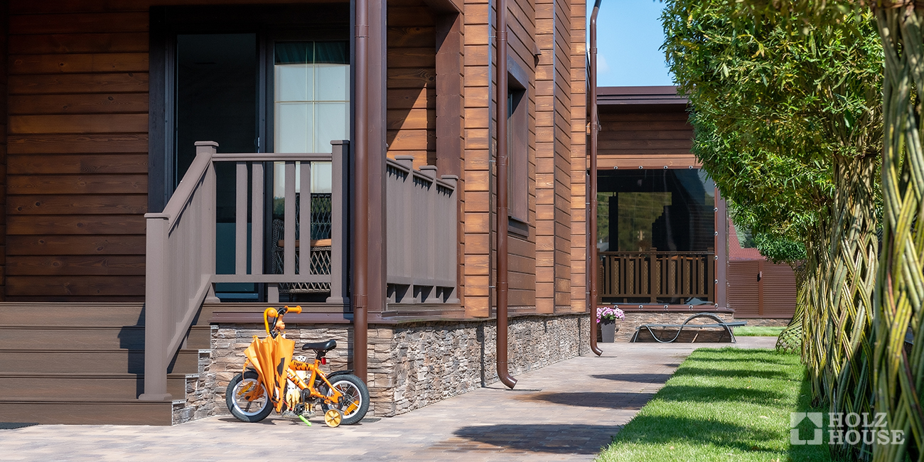 Размеры отмостки вокруг дома: нормы и правила