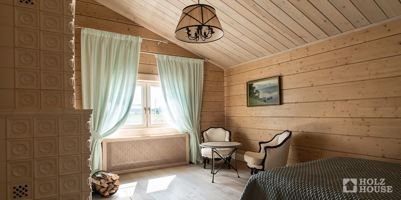 Натяжные потолки в частном доме