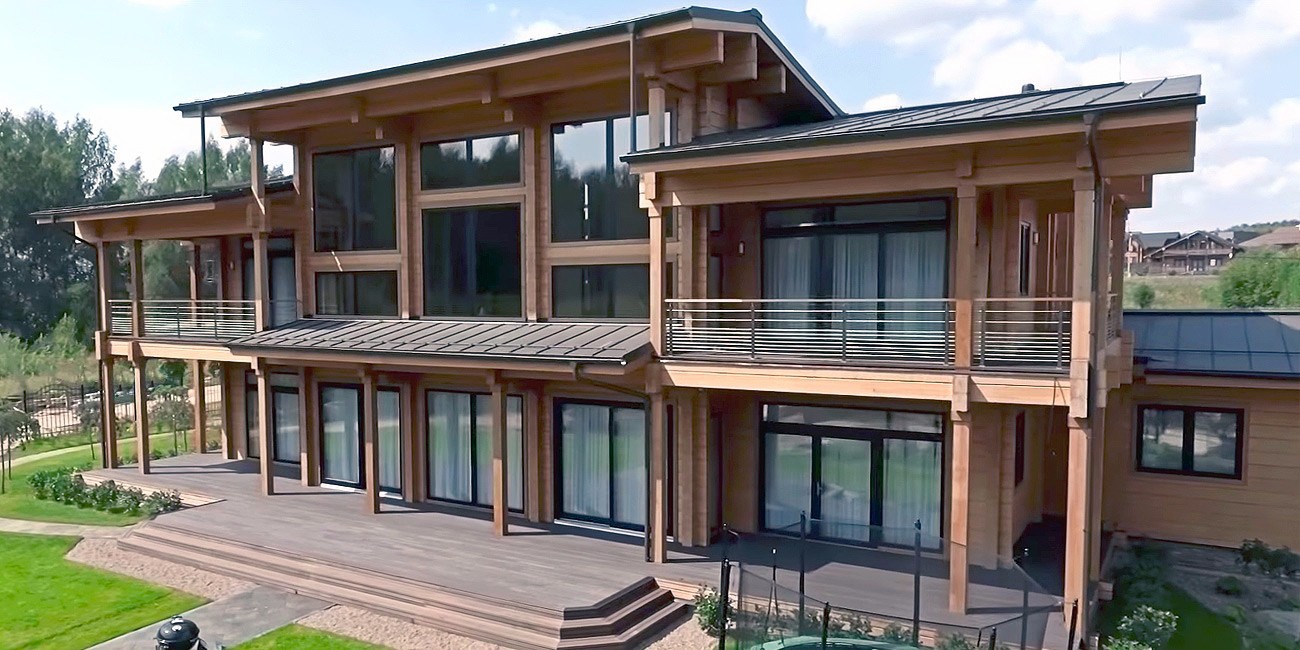 Дом из клееного бруса по проекту "Антони"