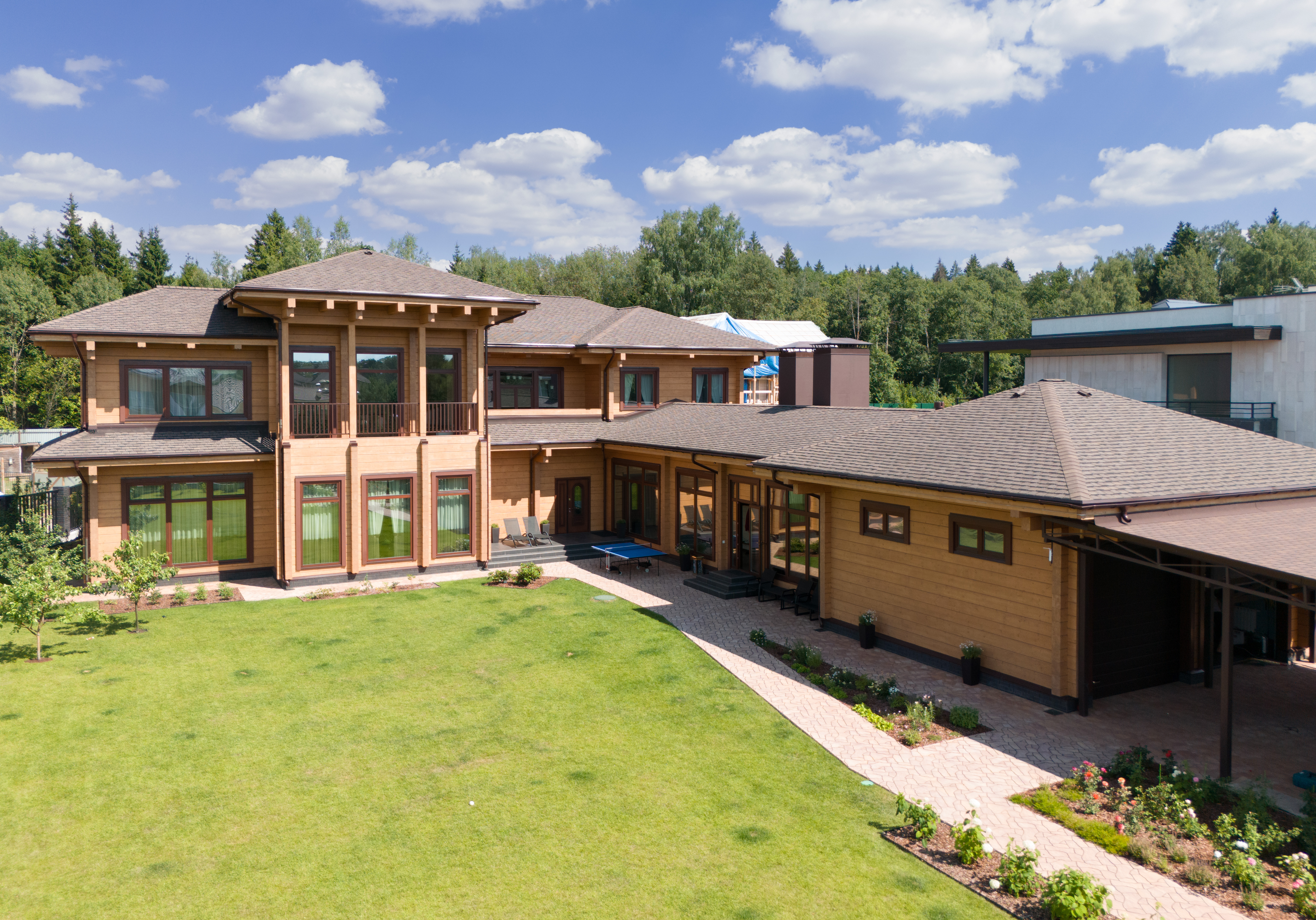 Дом из клееного бруса по проекту "Кальяри"