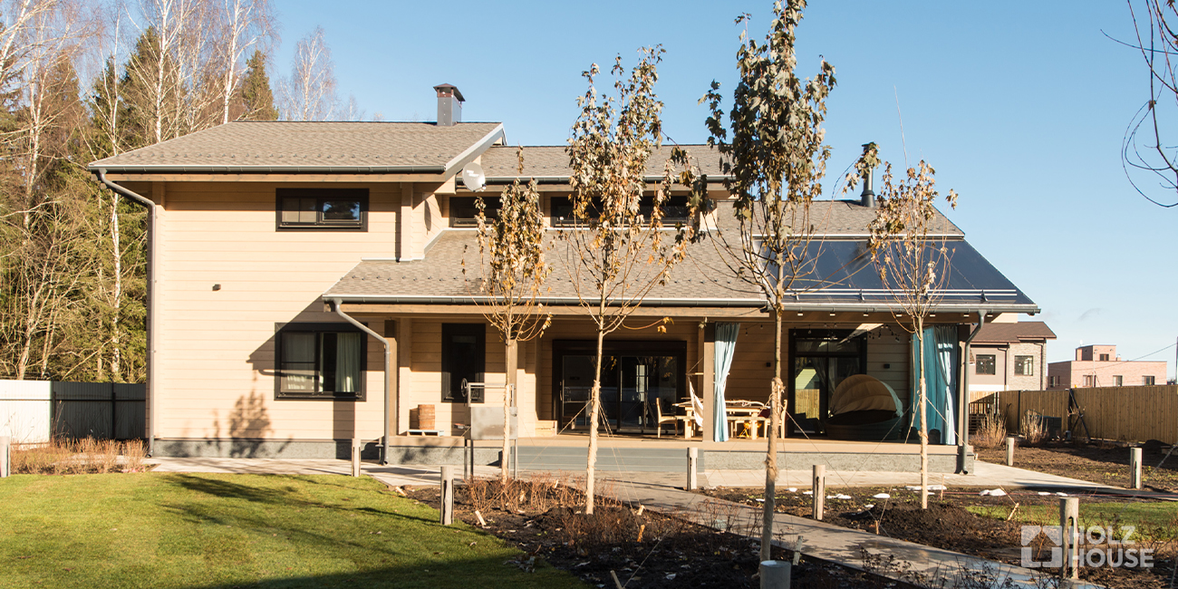 Сезонный уход за домом из клееного бруса