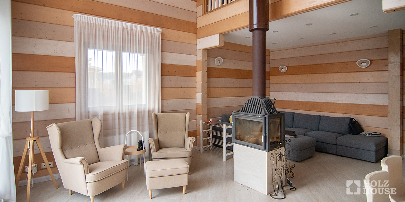 Чем покрасить клееный брус внутри дома