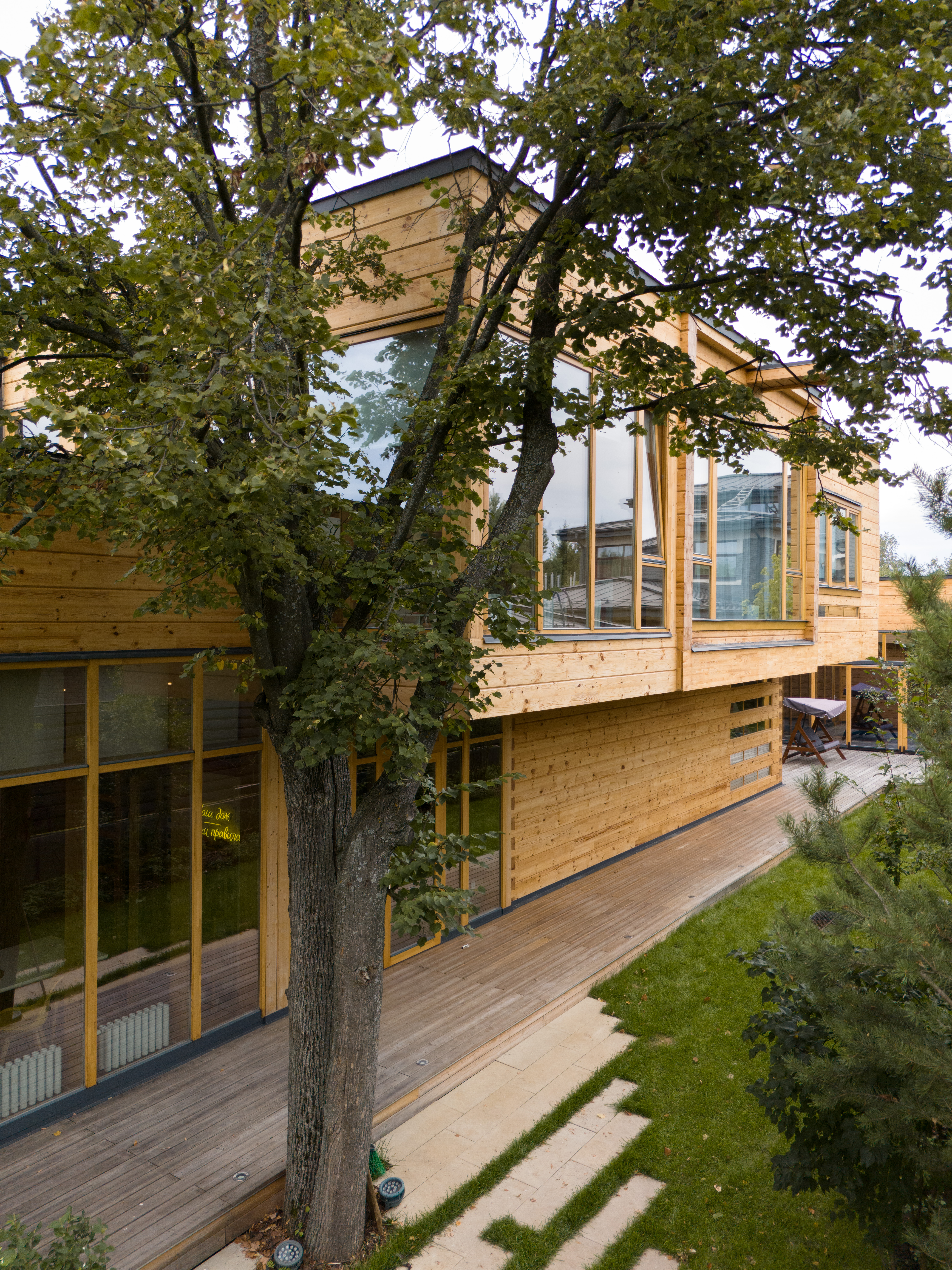 Дом из клееного бруса по проекту "Торонто"