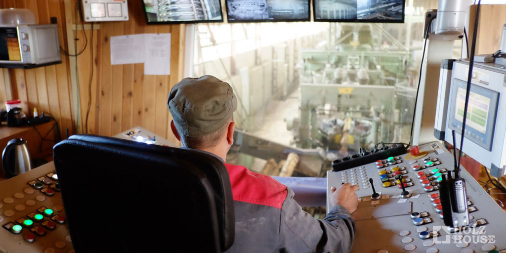 Вр.и.о. губернатора Кировской области Александр Соколов высоко оценил производственные и социальные программы компании «Хольц Хаус»