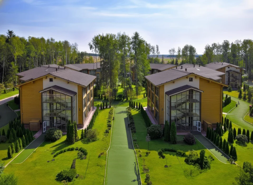 Les Art Resort #1