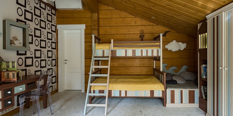 Двухэтажный дом в альпийском стиле с террасой и балконом по проекту Австрия v2 - фото 42 на сайте Holz House