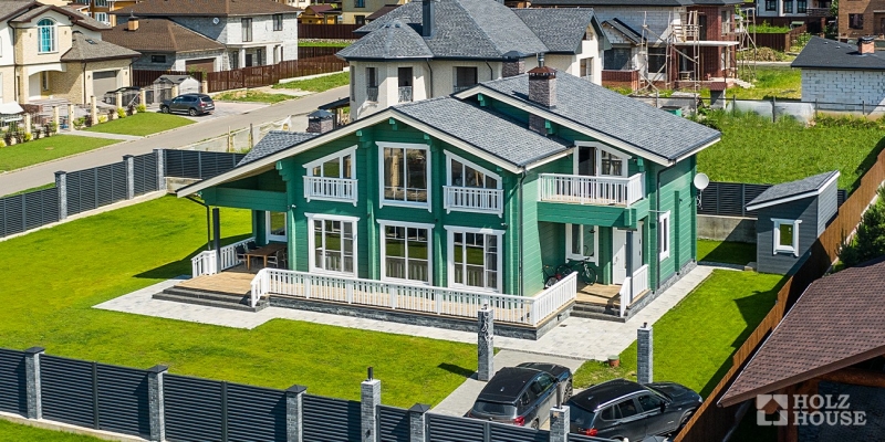 Красивый двухэтажный дом из клееного бруса по проекту Белфаст - фото 4 на сайте Holz House