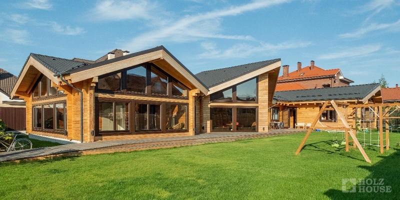 Одноэтажный коттедж с террасой и балконом по проекту по проекту Женева - фото 6 на сайте Holz House