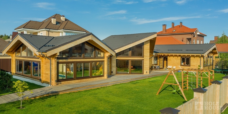 Одноэтажный коттедж с террасой и балконом по проекту по проекту Женева - фото 8 на сайте Holz House