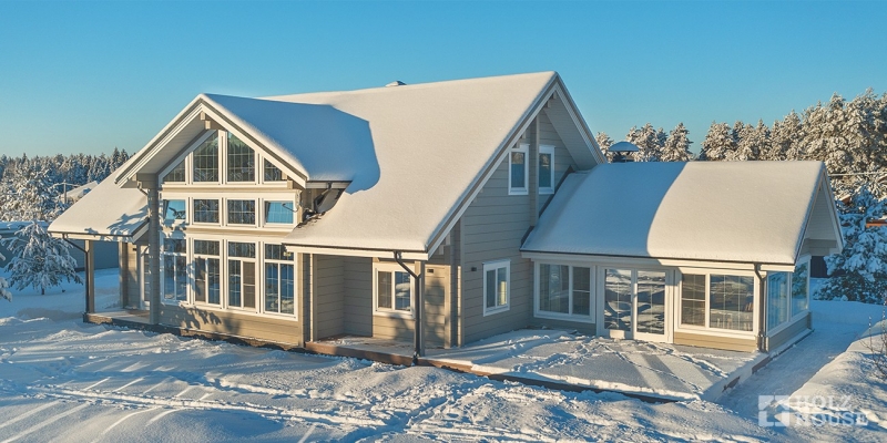 Двухэтажный коттедж с разноуровневой кровлей по проекту Хельсинки - фото 8 на сайте Holz House