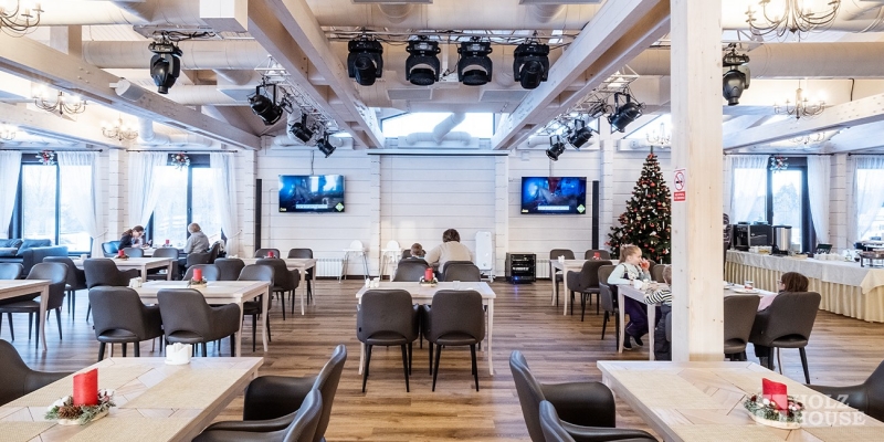 Построенные объекты Ресторан загородного экоотеля Лепота Holz House 21