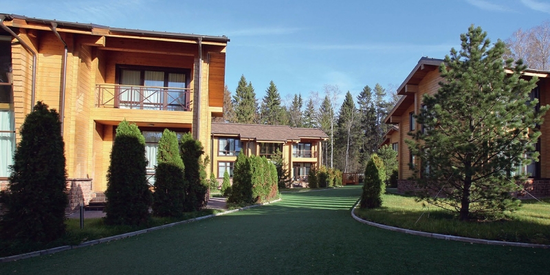 Загородный отель из клееного бруса Les Art Resort - фото 10 на сайте Holz House