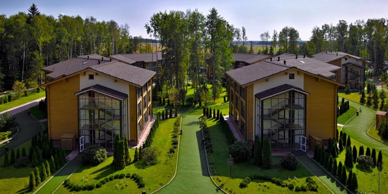 Загородный отель из клееного бруса Les Art Resort - фото 11 на сайте Holz House