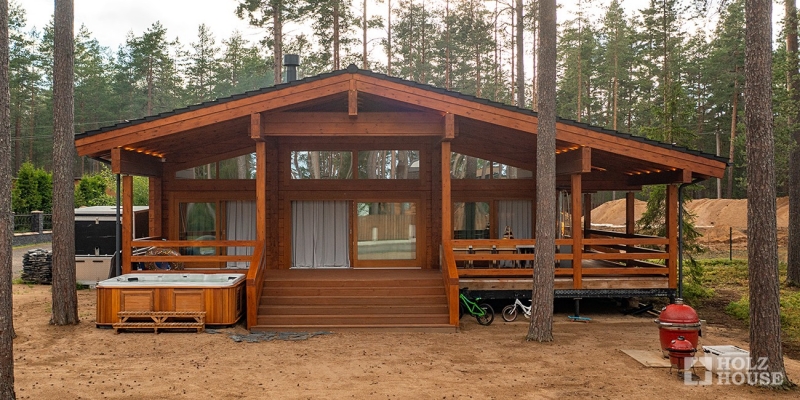 Одноэтажный дом из клееного бруса в стиле шале с террасой по проекту Лугано - фото 3 на сайте Holz House