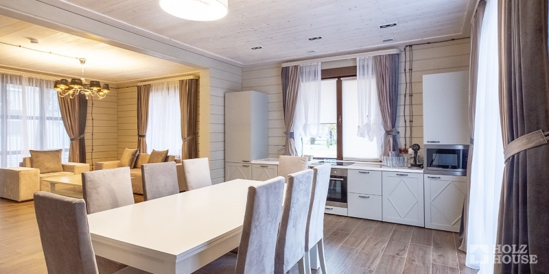 Двухэтажная усадьба из клееного бруса по проекту Пицунда - фото 25 на сайте Holz House