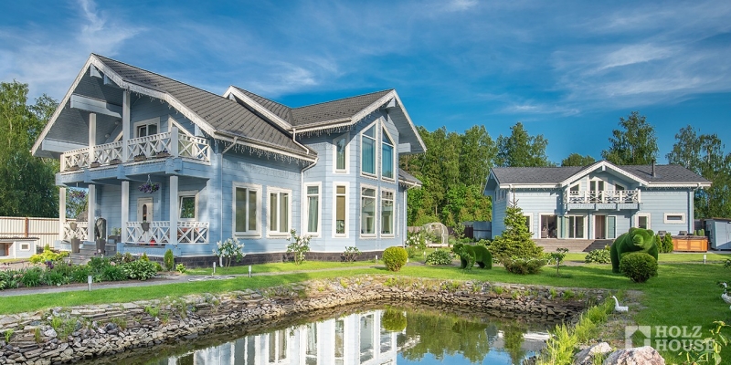 Эстетичный двухэтажный дом из клееного бруса по проекту Куинстаун - фото 2 на сайте Holz House