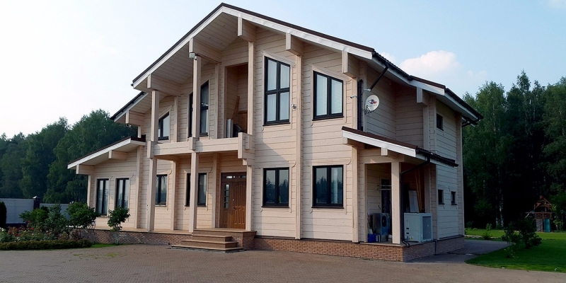 Двухэтажный дом из клееного бруса по проекту Сканди - фото 1 на сайте Holz House