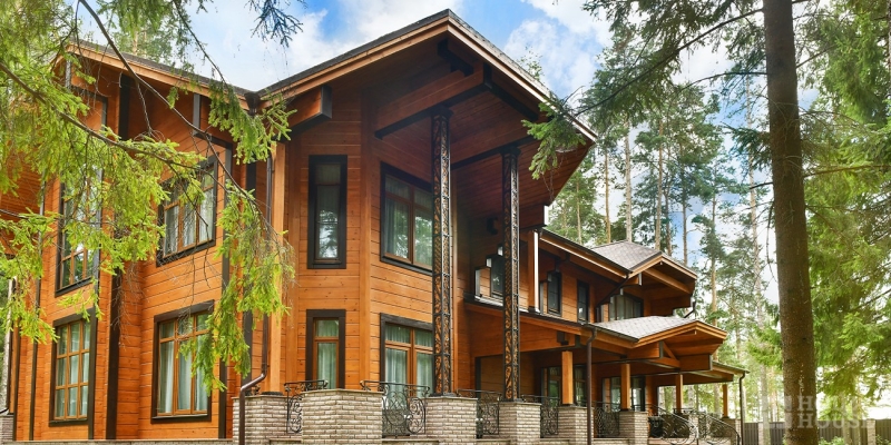 Проект Сокол из клееного бруса посреди соснового бора - фото 1 на сайте Holz House