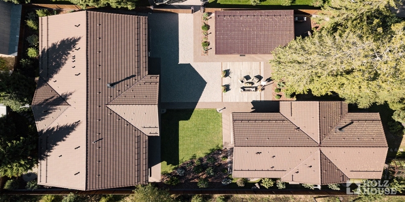 Одноэтажный дом из клееного бруса с гаражом и верандой по проекту Толедо - фото 24 на сайте Holz House