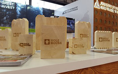 Holz House на выставке в Милане